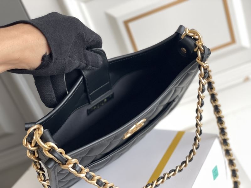 Ch**el hobo bags